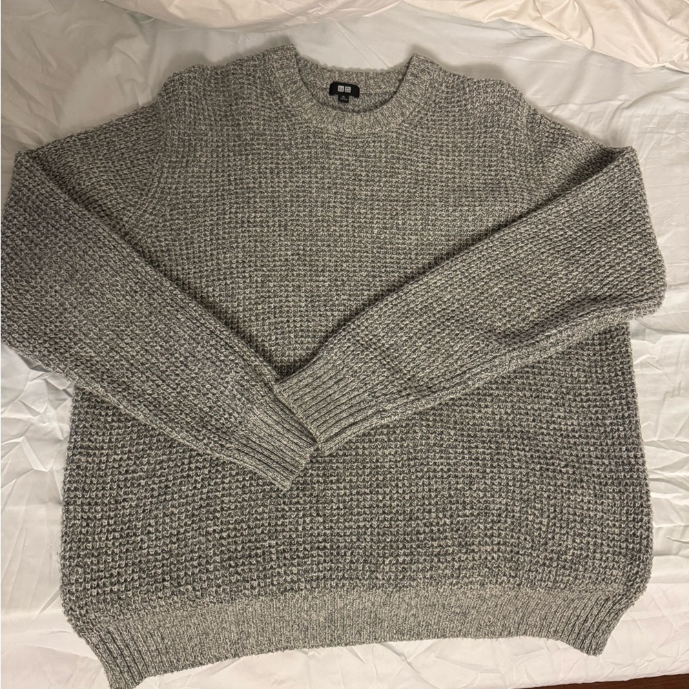 Men's Gray Sweater